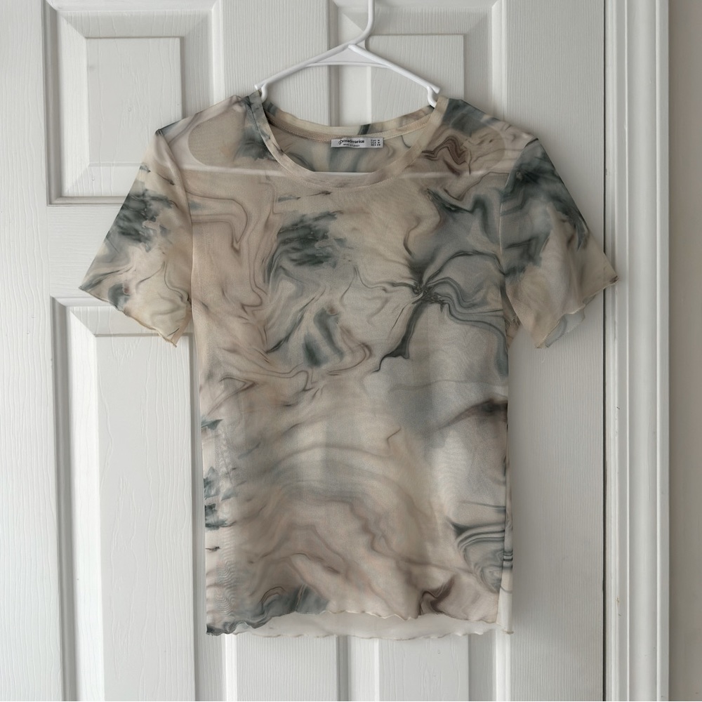 ⚡️ FLASH SALE⚡️Stradivarius • Mesh Tee Marble Effect • Size M